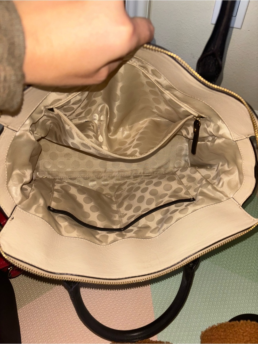 kate spade Black and Cream Leather Satchel with Bow Detail - Picture 12 of 16